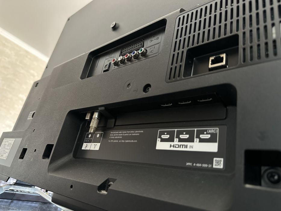 SONY model KDL-42W817B