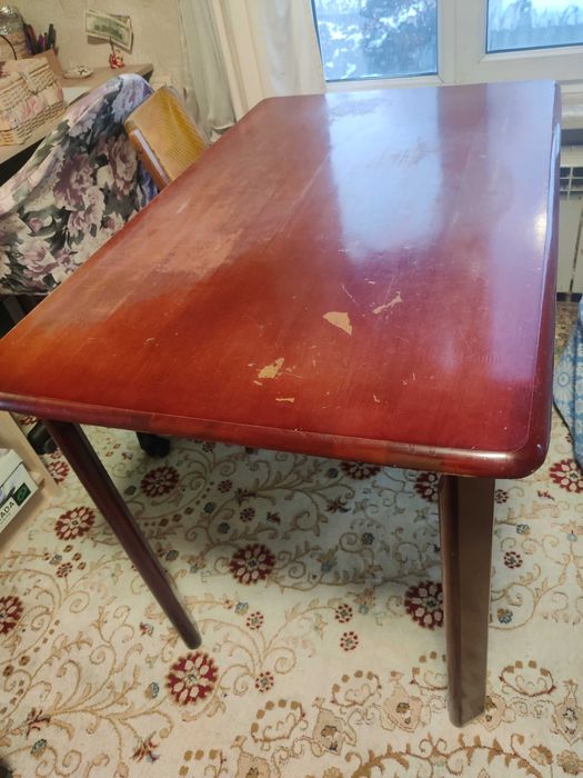 Стол производства Малайзия