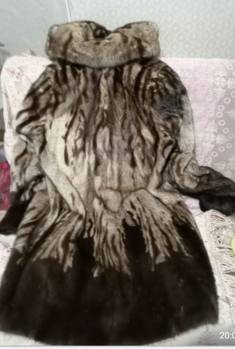 Продам норковую шубу