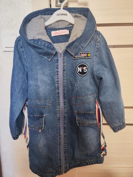 Продам детские куртки