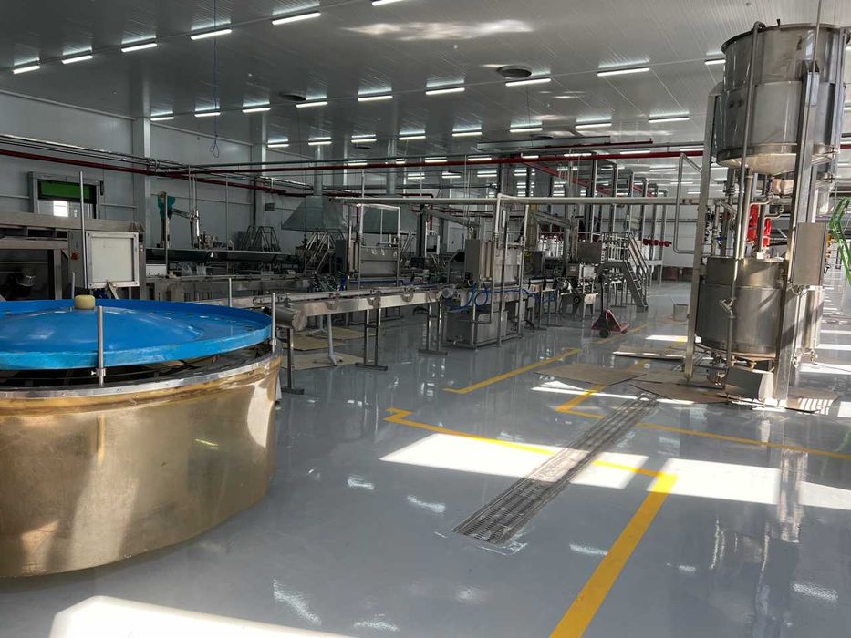 Наливной полиуретан ва эпоксид поллар под ключ