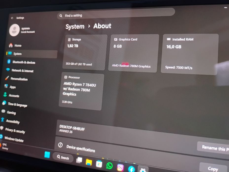 Laptop Consolă - Ayaneo 2S - Ryzen 7 - 7000serie - 2TB