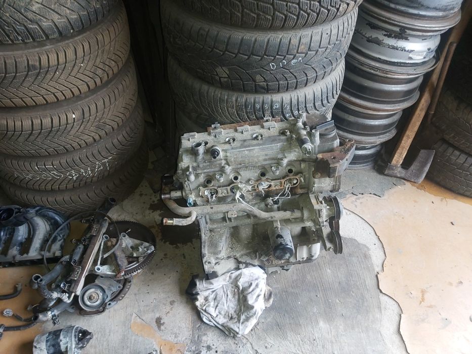 Нисан Микра 1.2 I    2004 г