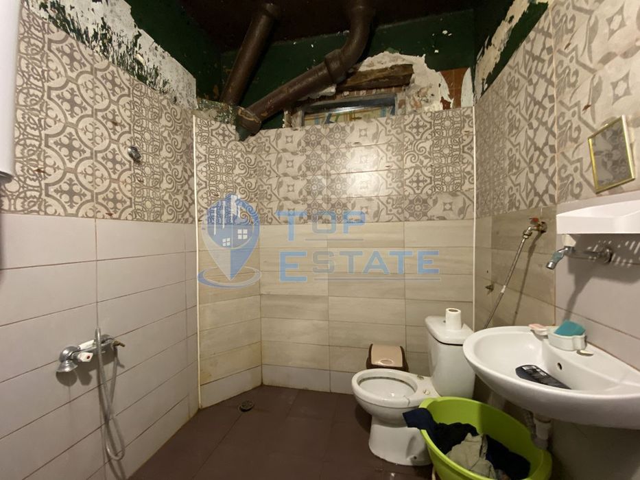 Продава се Къща в Павликени - 800 кв.м за 99 €/кв.м - Снимка #7