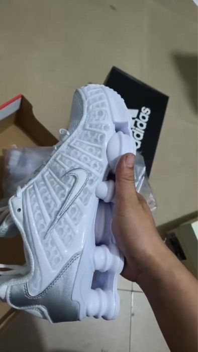 Nike Shox Alb TL