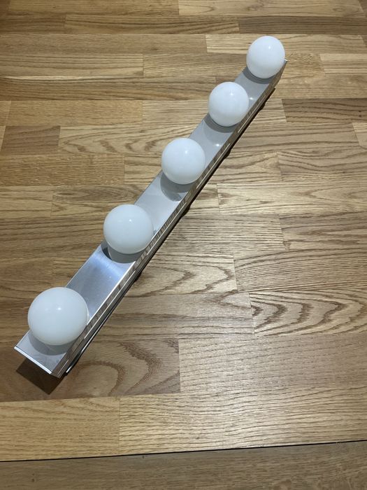 LEDSJÖ LED стенна лампа