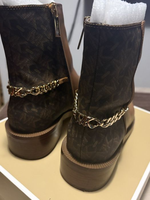 Боти Michael Kors
