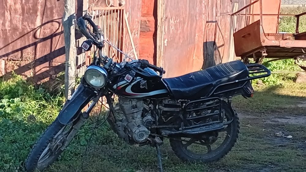 Продам яки 200 сс