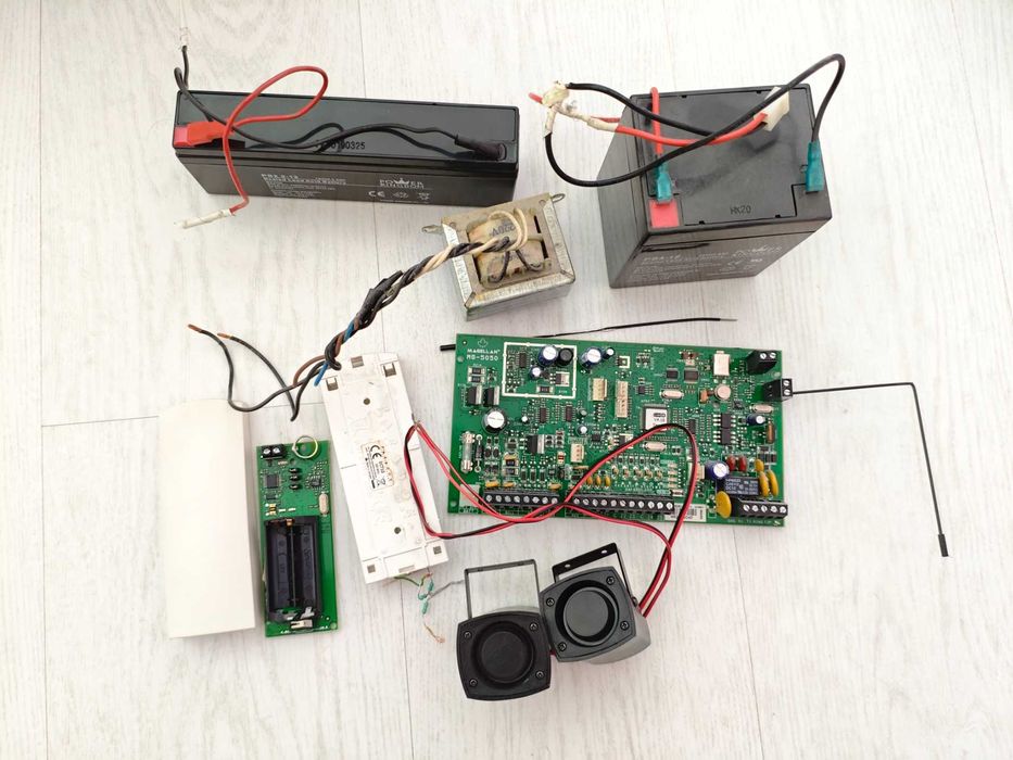 Комплект алармена система Paradox Magellan MG-5050