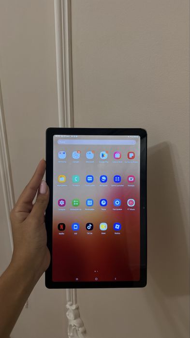 Планшет Samsung Tab a7