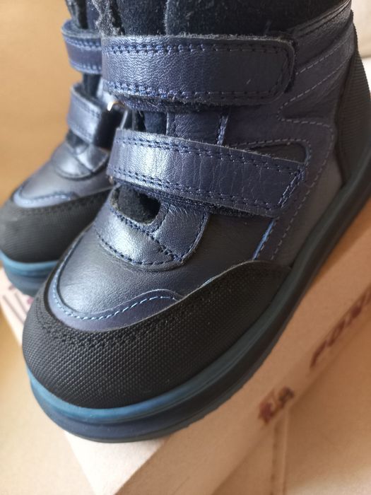 Чисто нови зимни боти за момче Понки