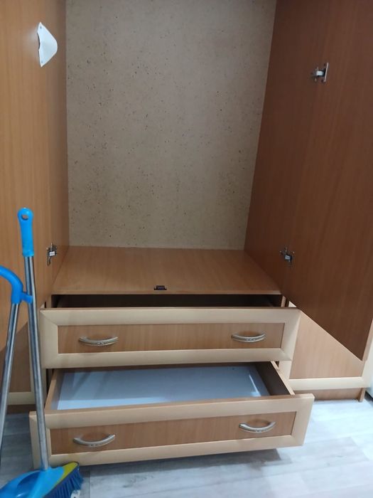 Шифоньер в отличном состоянии