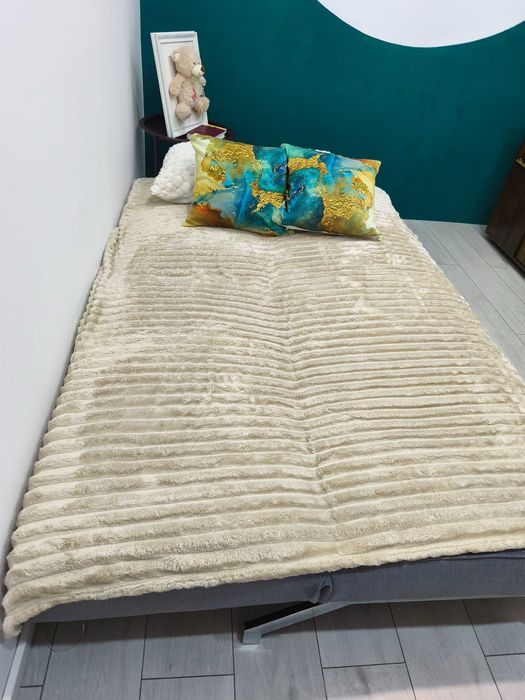 Vând canapea extensibila