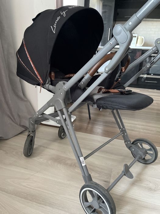 Продам коляску happy baby luna