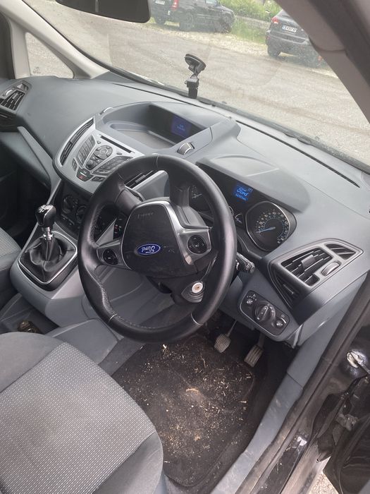 Ford Grand c max на части