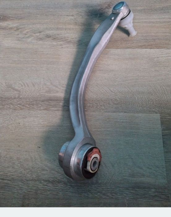 Braț suspensie Audi  a 4 stanga ,dreapta