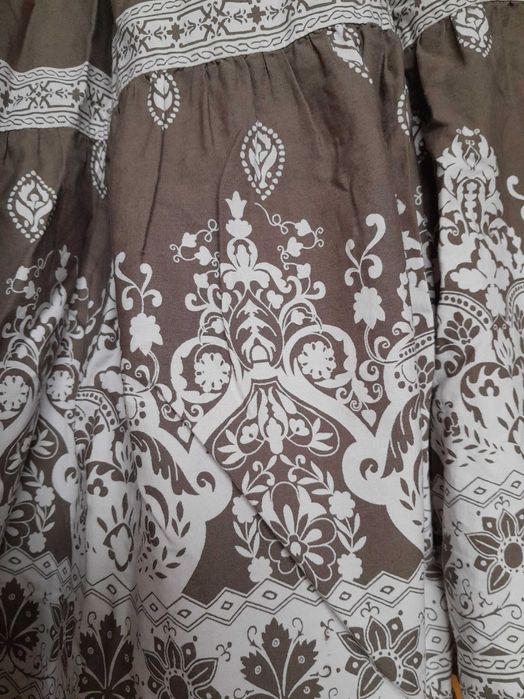 Пола - чист памук; волани, ластик