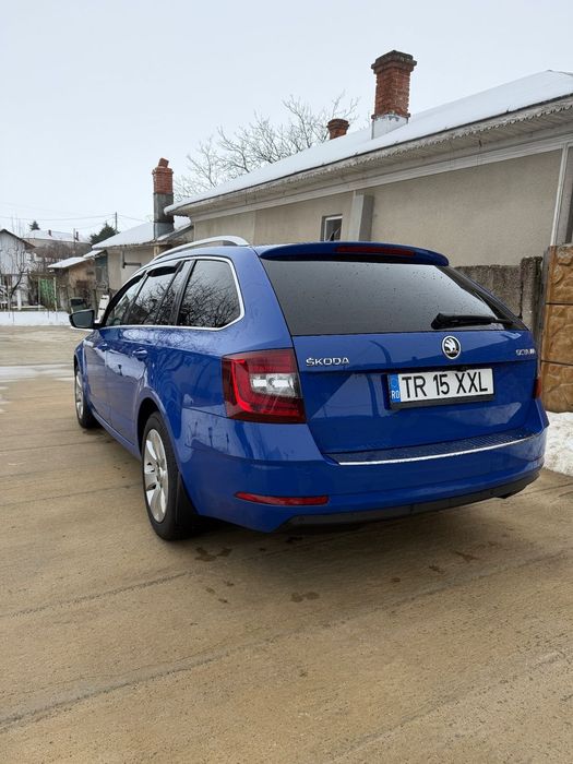 Skoda  Octavia 2019 / 1.6 TDI / Distronic / Sistem audio Canton