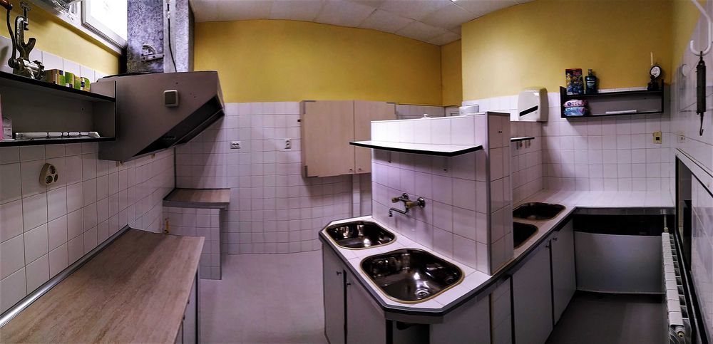 Заведение в Русе 138м2 + 20м2 магазин подарък на морето БЕЗ ПОСРЕДНИК