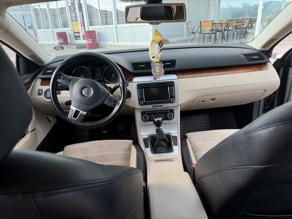 Vand passat cc 2.0 benzina 200cp