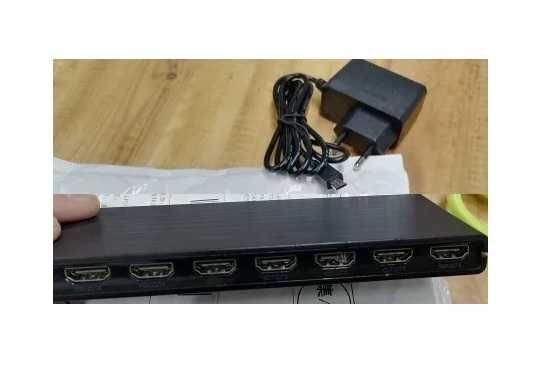 HDMI 1 to 8 Splitter UHD 4K/60Hz для TV с дополнительным питанием