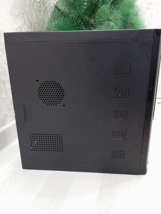 LG стольный компьютер