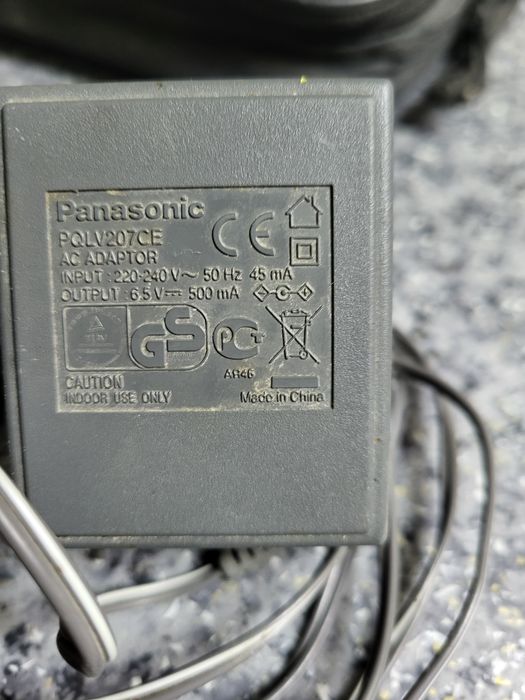 Продам радиотелефон. Можно на запчасти.