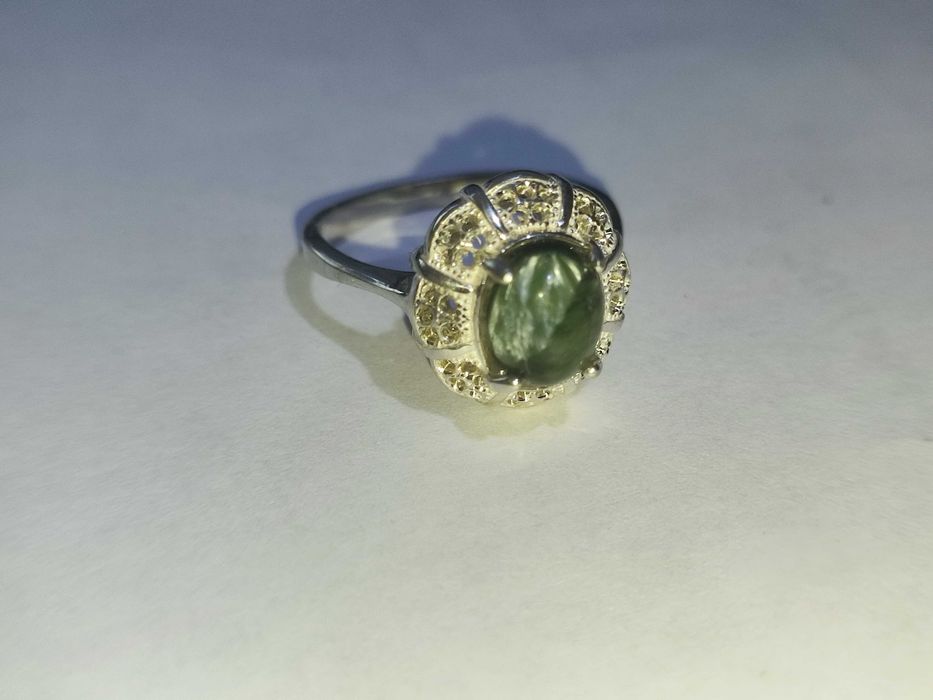 Серебряное кольцо с камнем СЕРАФИНИТ