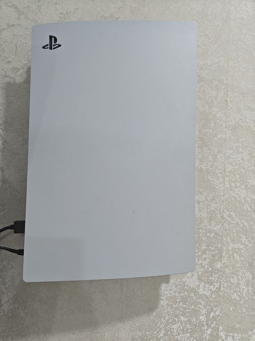 Пс 5 с четырымя играми