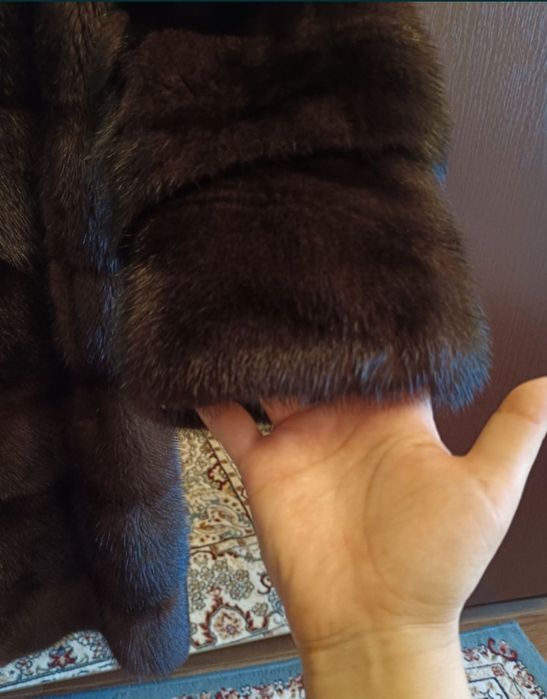 Продам шубу норковую