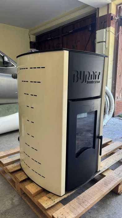 Пелетна камина BURNIT / 13 kw