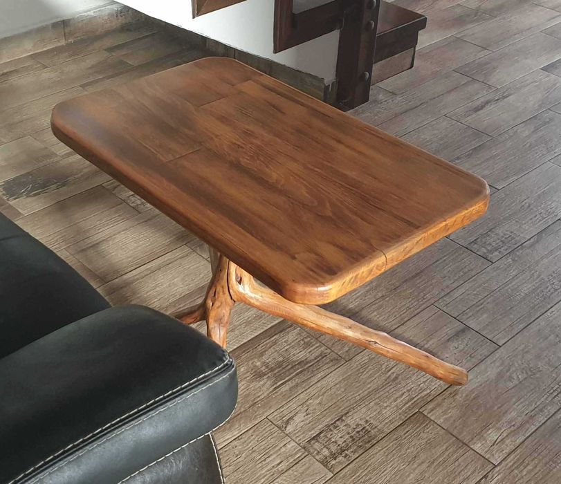 Masa cafea artizanala, lemn masiv