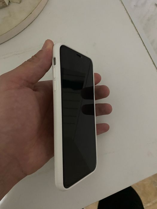 Продается Iphone Xs max 256гб.
