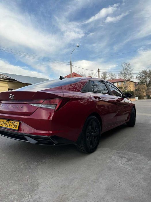 Продается автомобмль hyundai elantra