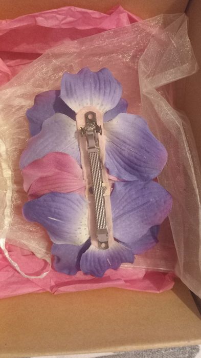 Аксесоар за коса на Forget mi not - орхидея в лилавите тонове