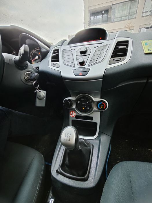 Ford Fiesta 2012, 1.4 бензин, 96 HP