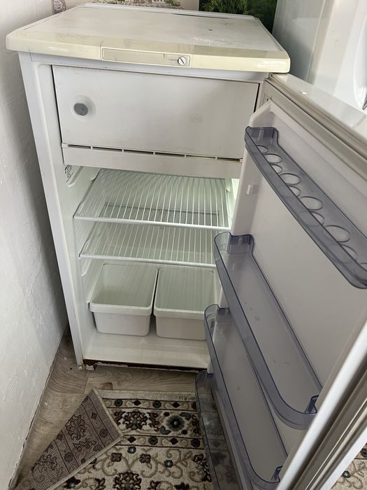 Продам Холодильник Мини Бар