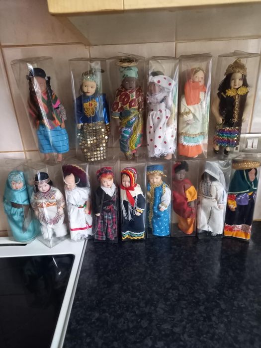 Papusi din portelan de colectie