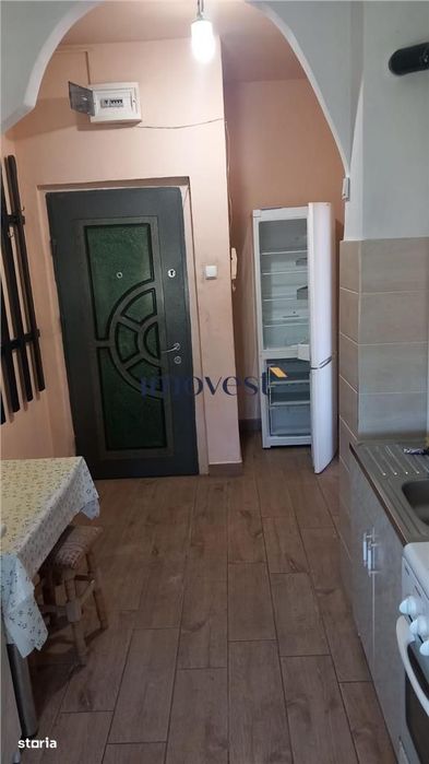 De inchiriat: Apartament cu 2 camere in zona Central
