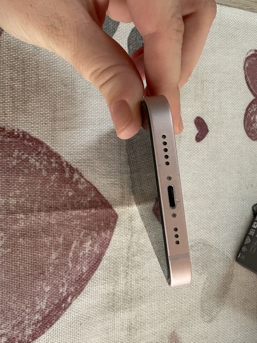 iphone 13 розов