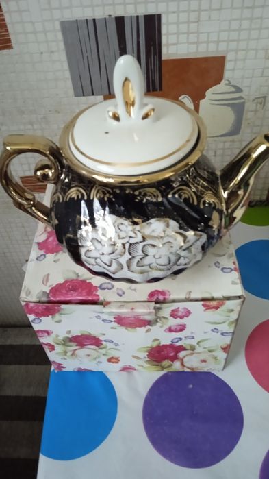 В одни руки почти даром.