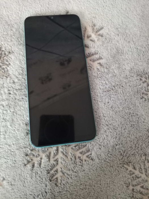 Телефон POCO C40