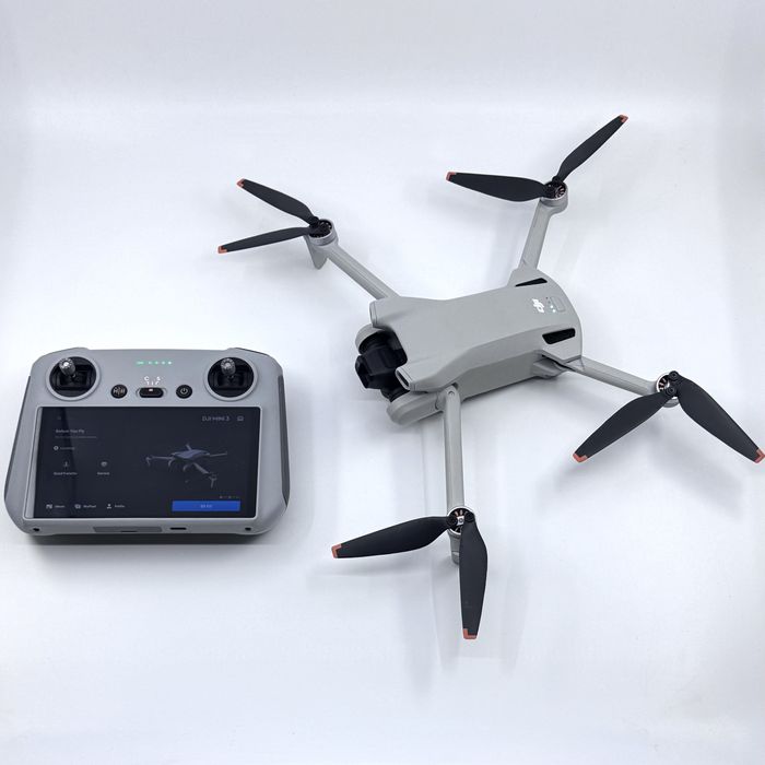 Drona DJI Mini 3 + Telecomanda RC | ca NOUA | Factura + Garantie | Pret Fix