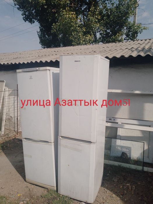 Улица Азаттык дом51  НЕРАБОЧИЕ холодильник