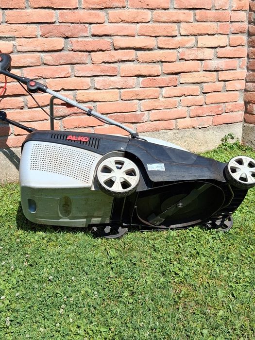 Mașină electrica de tuns iarba Al-ko.