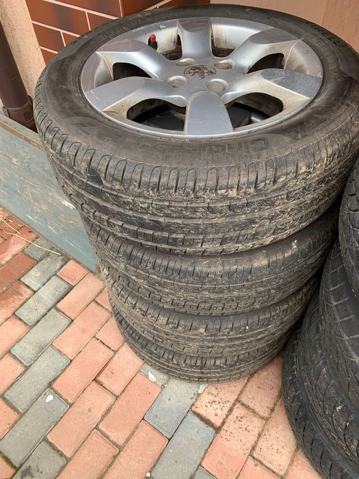 Cauciucuri anvelope 205 55 16 pirelli