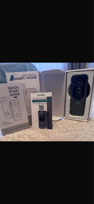 Наушники, ноутбук, пылесос, джостики.