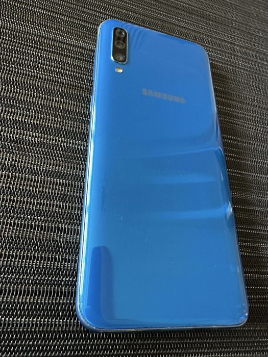 Samsung Galaxy A50, Dual Sim