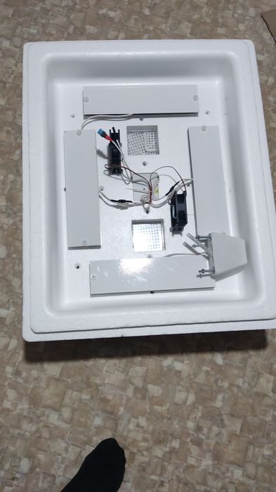 Продам инкубатор