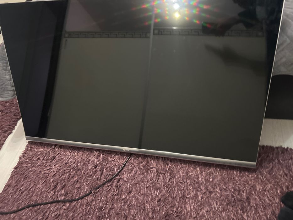 Продавам телевизор lg